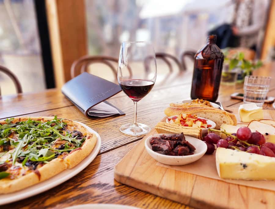 Phillip Island: Wine, Wildlife & Penguins with Gourmet Feast - Getting picked up, getting comfortable, and actually seeing things
