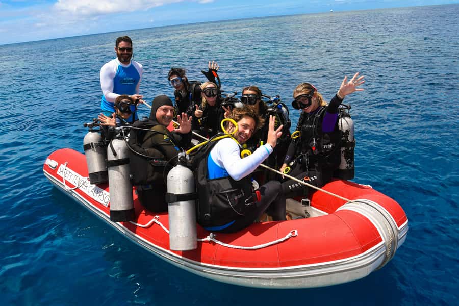 Port Douglas: Outer Barrier Reef Snorkel and Dive Options - Key things that make this Outer Reef day work