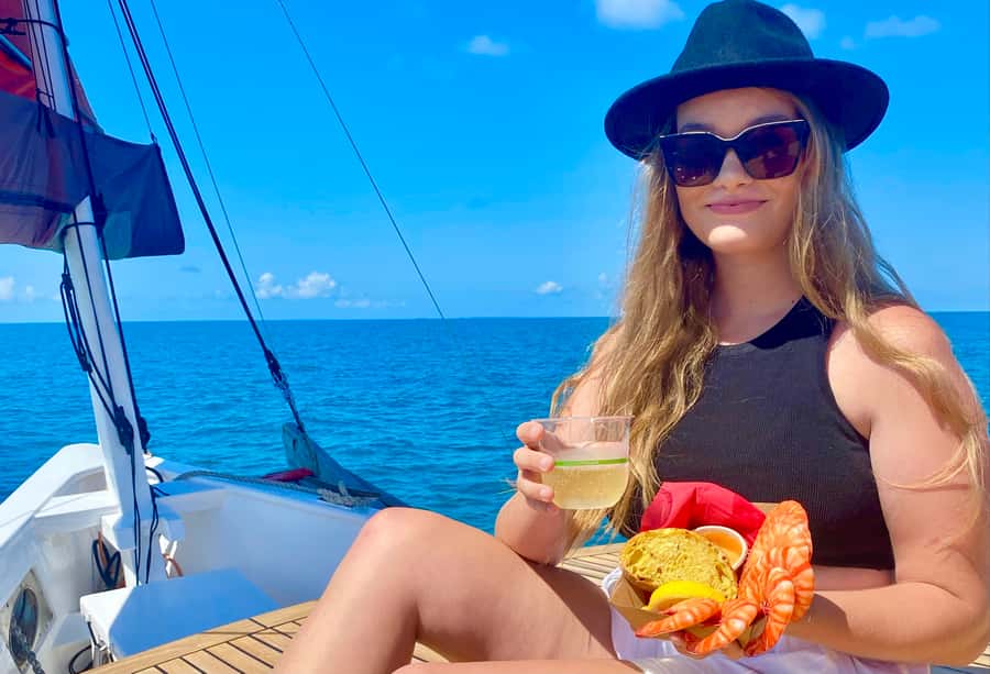 Port Douglas: Shaolin Seafood Lunch Sail, with Fresh Prawns - Key points worth knowing before you go