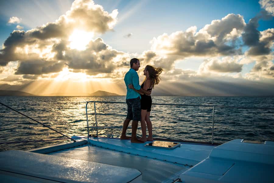 Port Douglas: Sunset Sailing Cruise on Luxury Catamaran - Why this 90-minute sunset sail is such good value
