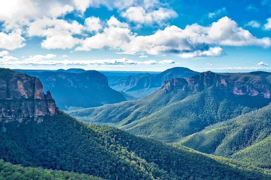Private Blue Mountains, Scenic World & Wentworth Falls Tour - Leura Drive and Views on the Way: The “In-Between” Part Gets Treated Well