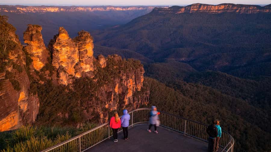 Private Blue Mountains, Scenic World & Wentworth Falls Tour - Katoomba Break Time, Katoomba Falls, and the Lookouts That Close the Day