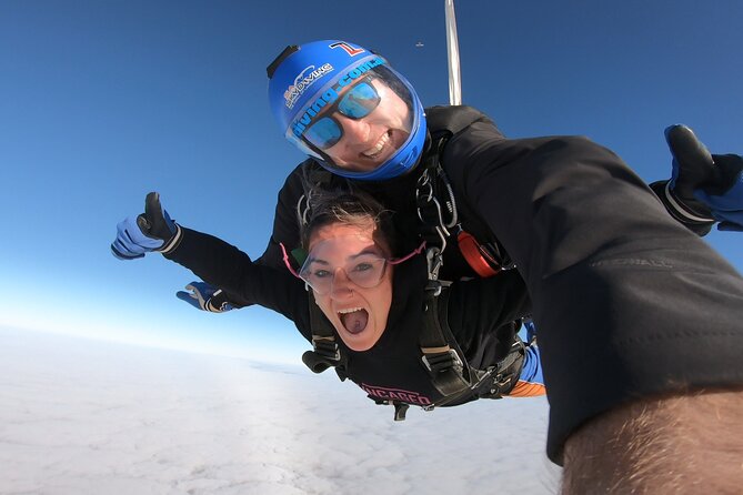 SA Skydiving Adelaide - Langhorne Creek - Who should book this tandem jump experience