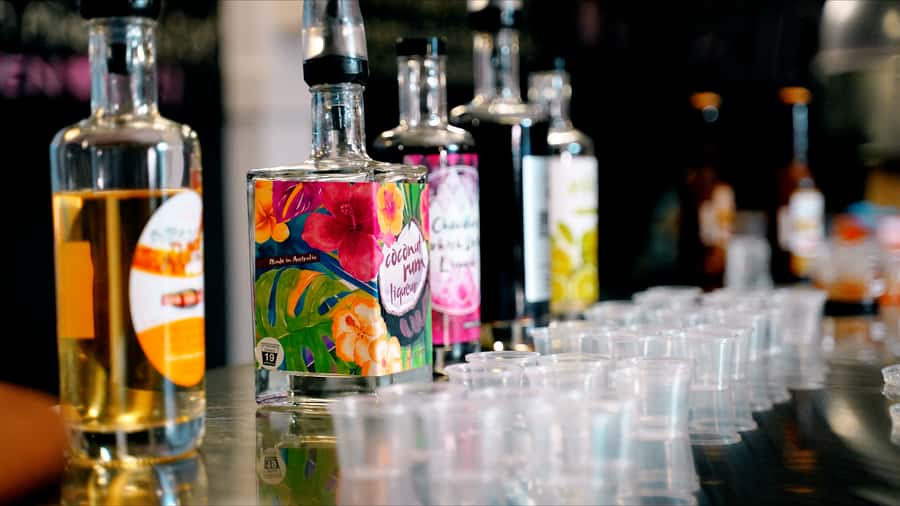 Sarina: Rum Distillery Guided Tour and Tasting 30 mins - Tour Vibe: Energy, Clear Explanations, and Equipment Naming