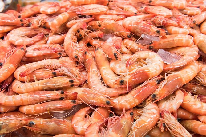 Seafood Lunch Cruise - Lunch on board: fish, calamari, prawns, or an Aussie burger