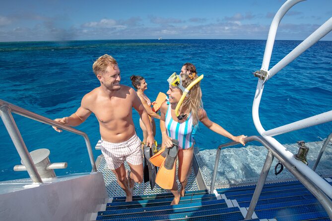 Silverswift Dive and Snorkel Great Barrier Reef Cruise - Sea conditions, sunscreen, and safety rules that actually help