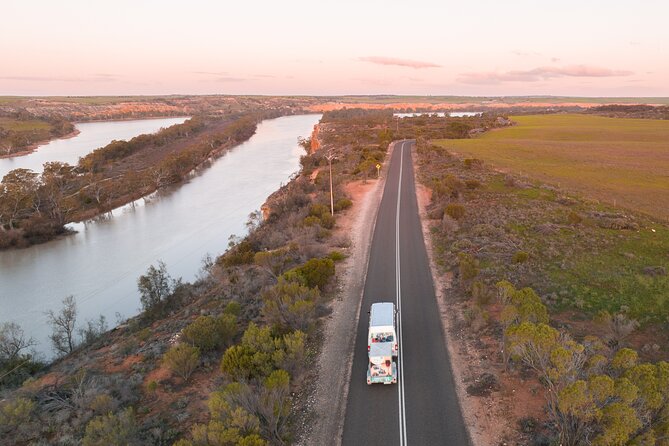Small-Group River Murray Dark Sky and Sunset Tour with Dinner - Swan Reach Hotel dinner: pub-style Aussie fuel before the sky show