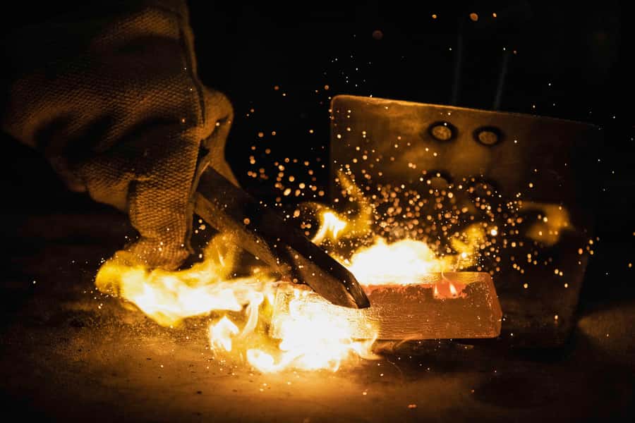 Sovereign Hill: Museum General Admission Ticket - The gold pour and blacksmith show, including a 100 ounce bar