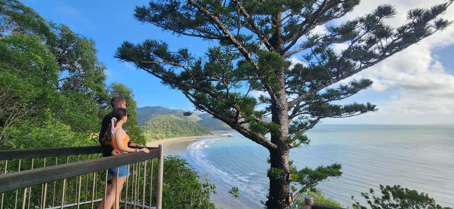 Sunrise with the Kangaroos & Wallabies - Airlie Beach - Key things I’d lock in before you go