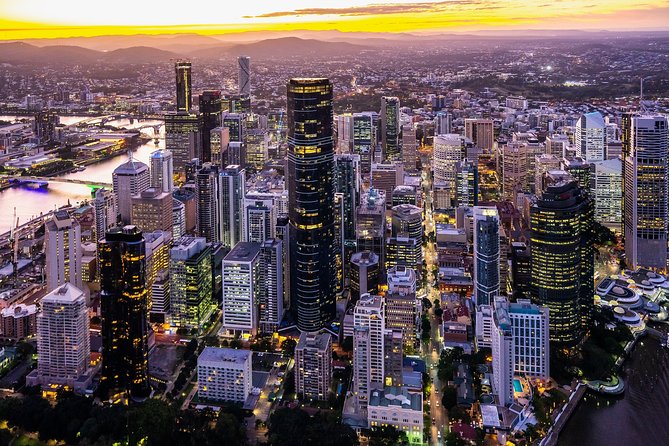 Sunset Private Brisbane CBD + Mt Coot-tha Helicopter Experience - Landmark spotting guide: what to watch for on each pass