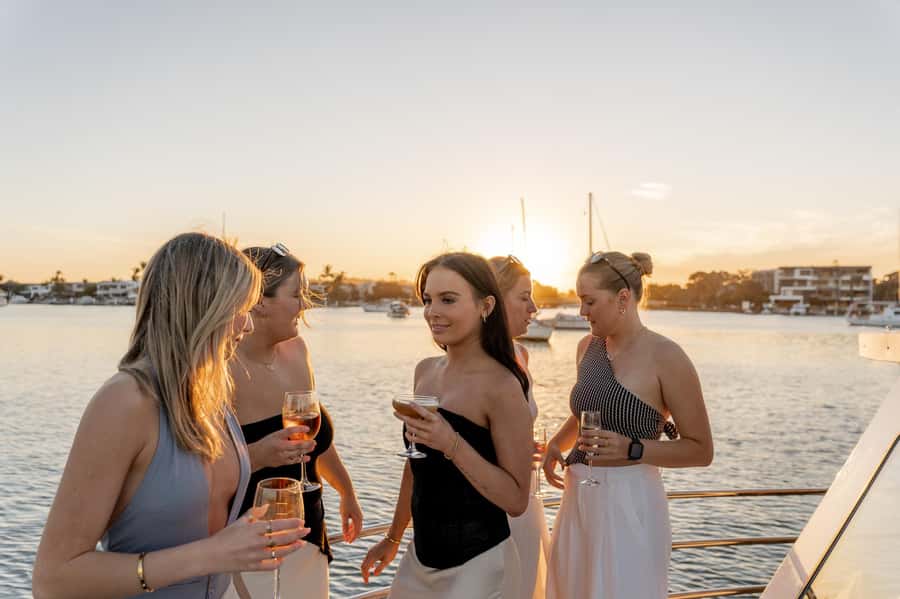 Sunshine Coast: Mooloolaba River Sunset Cruise - The fish markets stop: what catch of the day really means