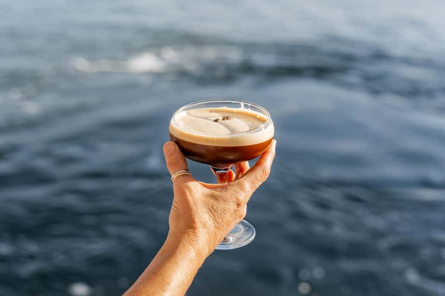 Sunshine Coast: Mooloolaba River Sunset Cruise - Onboard dining, bar service, and how to order smart