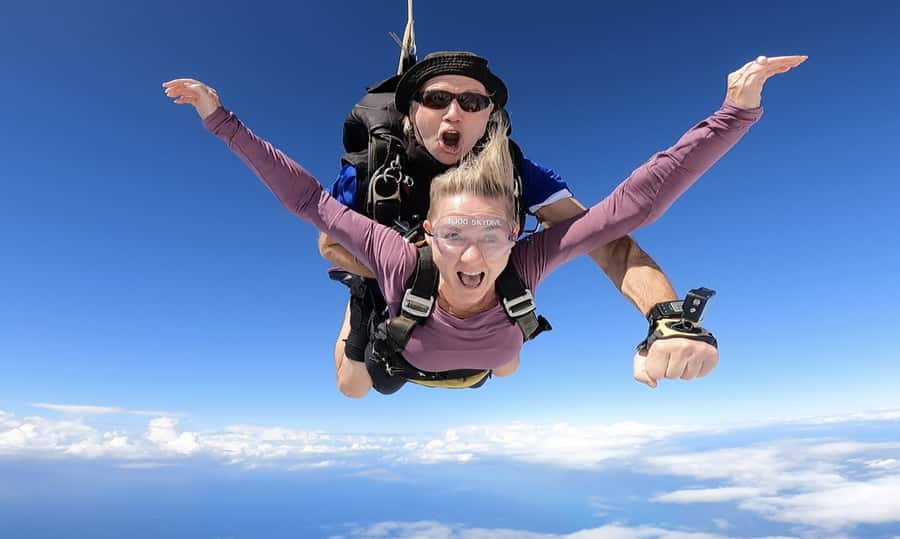 Sunshine Coast: Tandem Skydive with Beach Landing - Sunshine Coast tandem skydive: Caloundra to Currimundi Beach in one go