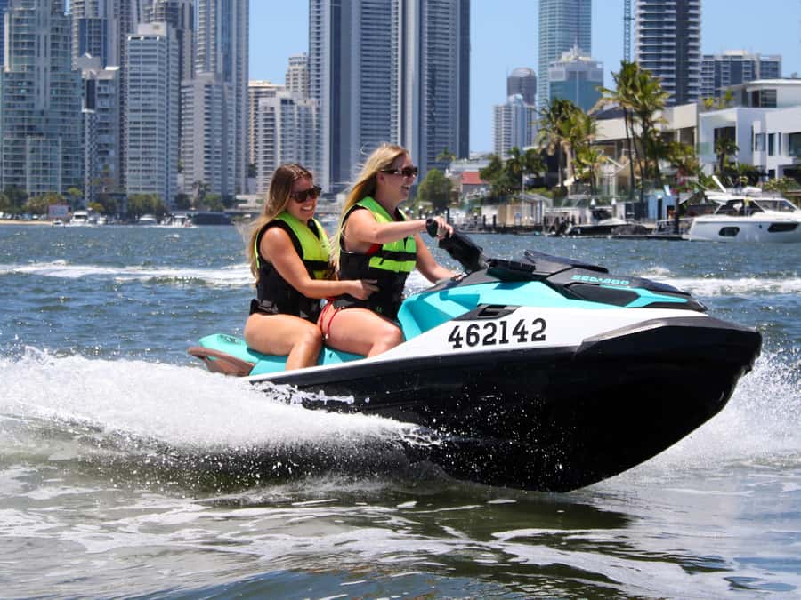 Surfers Paradise: 1-Hour Jet Ski Tour - Setting your own pace without losing the fun