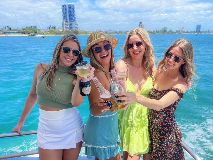 Surfers Paradise: 2-Hour Gold Coast Sightseeing Cruise - Broadwater Parklands, your best bet for big open-air views