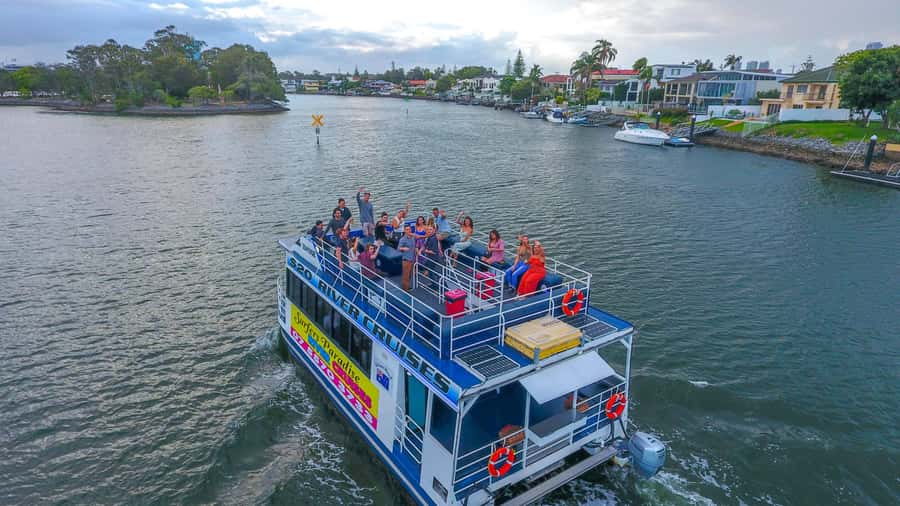 Surfers Paradise: Gold Coast Afternoon River Cruise - Million-dollar homes and the yacht zone you can actually see