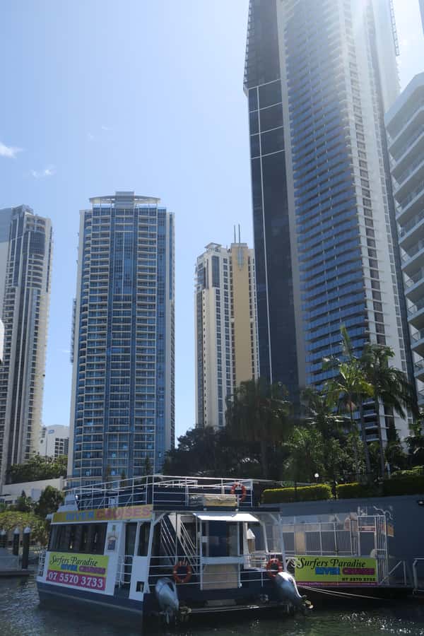 Surfers Paradise: Sightseeing Midday River and Canal Cruise - Top deck versus indoor seating: pick your comfort