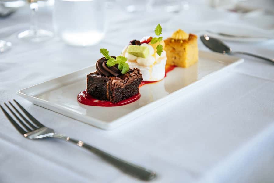 Sydney: 3-Course All Inclusive Dinner Harbour Cruise - Darling Harbour skyline views, and why the timing matters