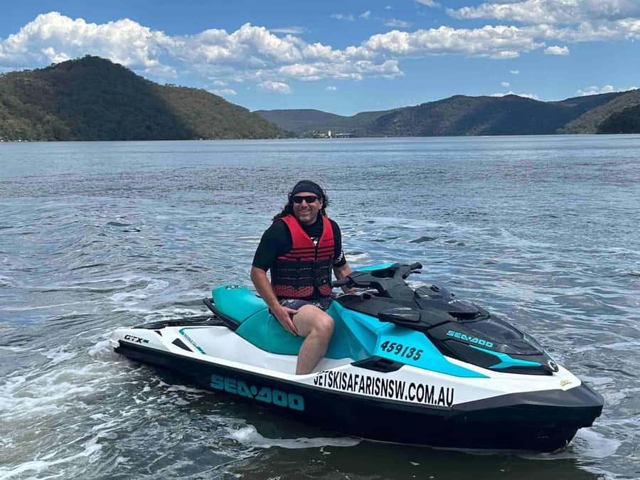 Sydney: 30 min Jet Ski Safari - Why riding the Hawkesbury beats a typical Sydney day