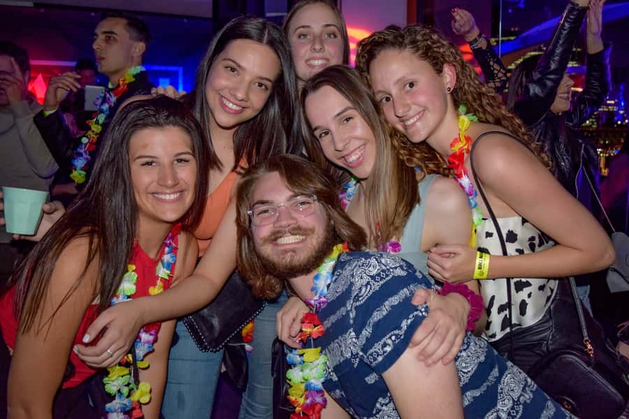Sydney: Big Night Out Pub Crawl with Local Party Hosts - Scruffy Murphys Bar: Where the Pizza Usually Helps (and the Energy Turns)