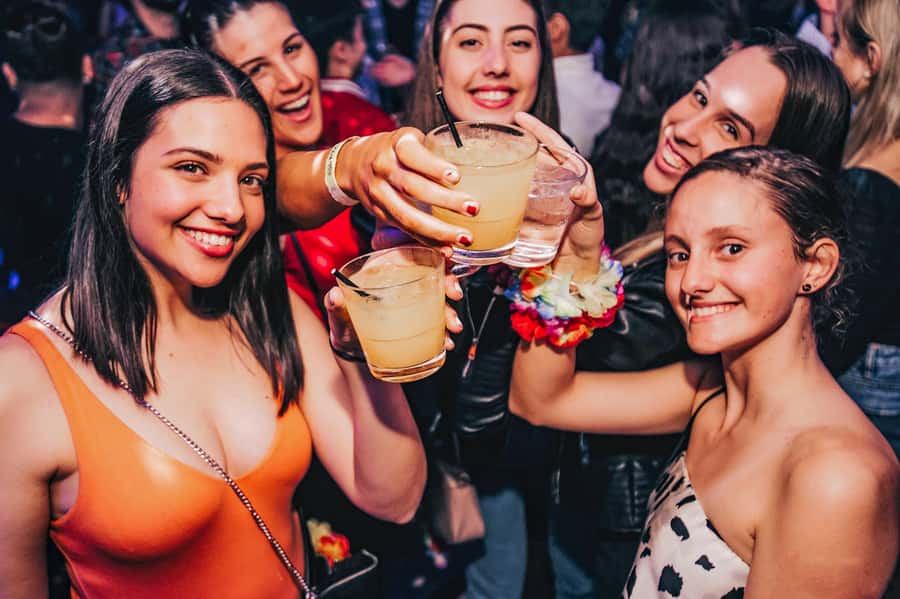 Sydney: Big Night Out Pub Crawl with Local Party Hosts - Who This Tour Suits Best (And Who Might Not Love It)