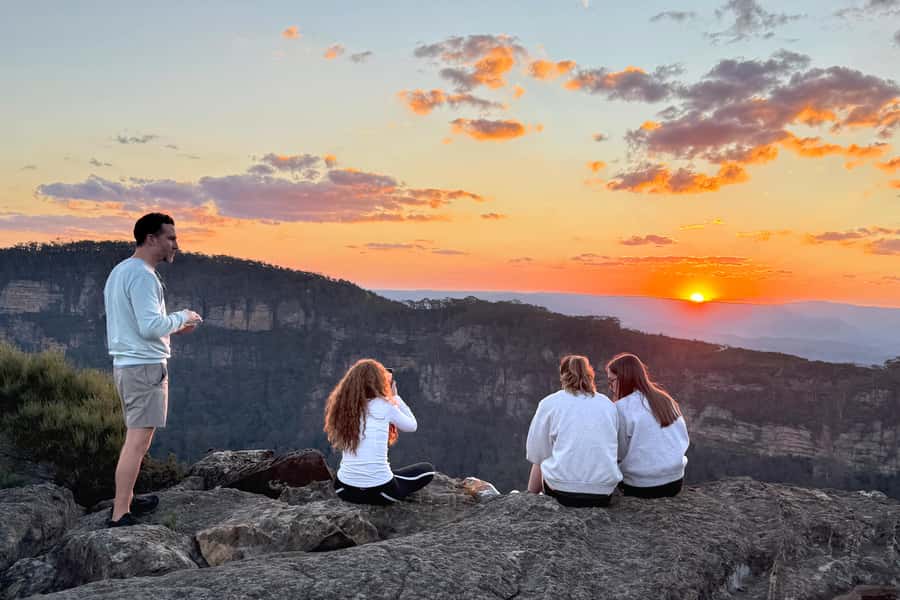 Sydney: Blue Mountains Kangaroos, Wilderness and Sunset Tour - The Late-Start Strategy That Lets the Views Breathe