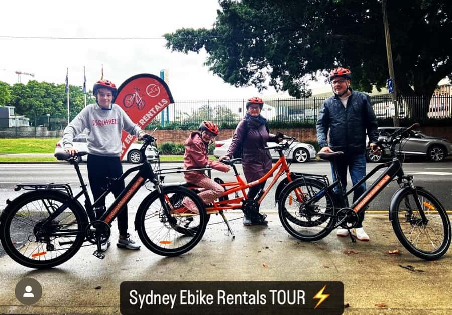 Sydney: Electric Bike Rental & Wheel Explorer Audio Guide - Arts, wharves, and Woolloomooloo: Andrew Charlton Pool to Finger Wharf