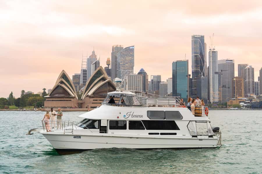 Sydney: Golden Glow Sunset Harbour Cruise with 1 Drink - What you’ll see: Opera House, Harbour Bridge, Luna Park, Barangaroo, and Darling Harbour