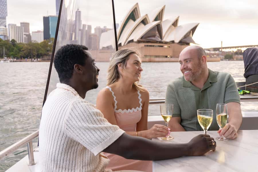 Sydney: Golden Glow Sunset Harbour Cruise with 1 Drink - Small trade-offs and practical tips before you book