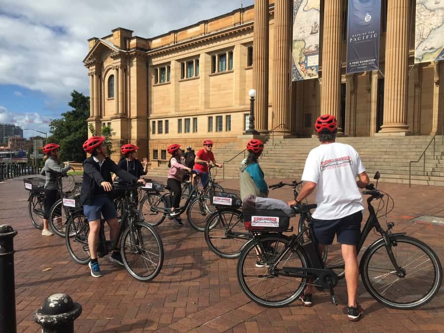 Sydney: Guided Harbour E-Bike Tour - Domain to Mrs Macquarie’s Chair: the “photo stretch” that actually works