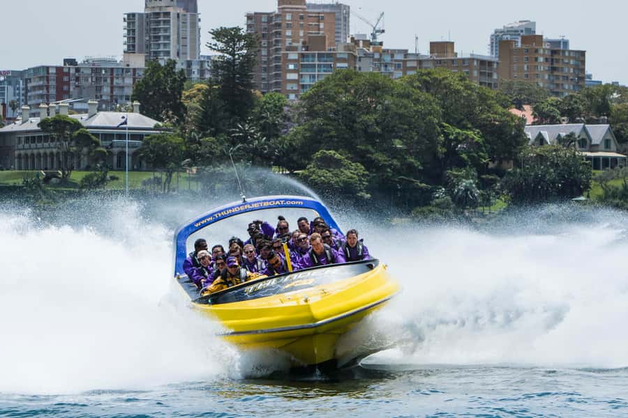 Sydney Harbour: 45-Minute Extreme Adrenaline Rush Ride - Entering The Ride At Circular Quay, Eastern Pontoon