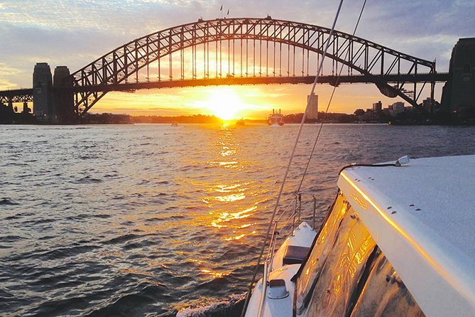 Sydney Harbour: Tall Ship Lunch Cruise - Lunch on board: 3 courses, served during the sail
