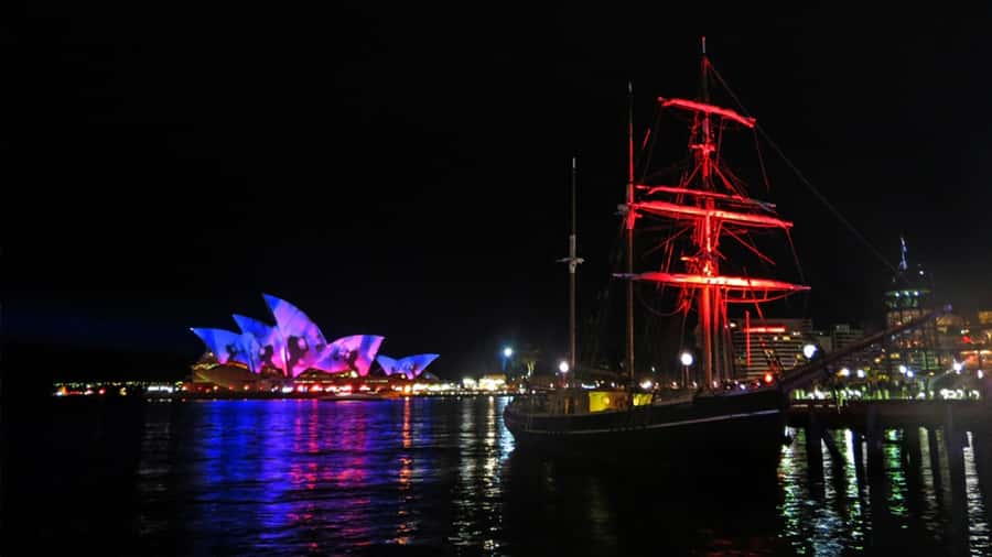 Sydney Harbour: Tall Ship Vivid Dinner Cruise - Why a Tall Ship Changes the Way You See Vivid Sydney