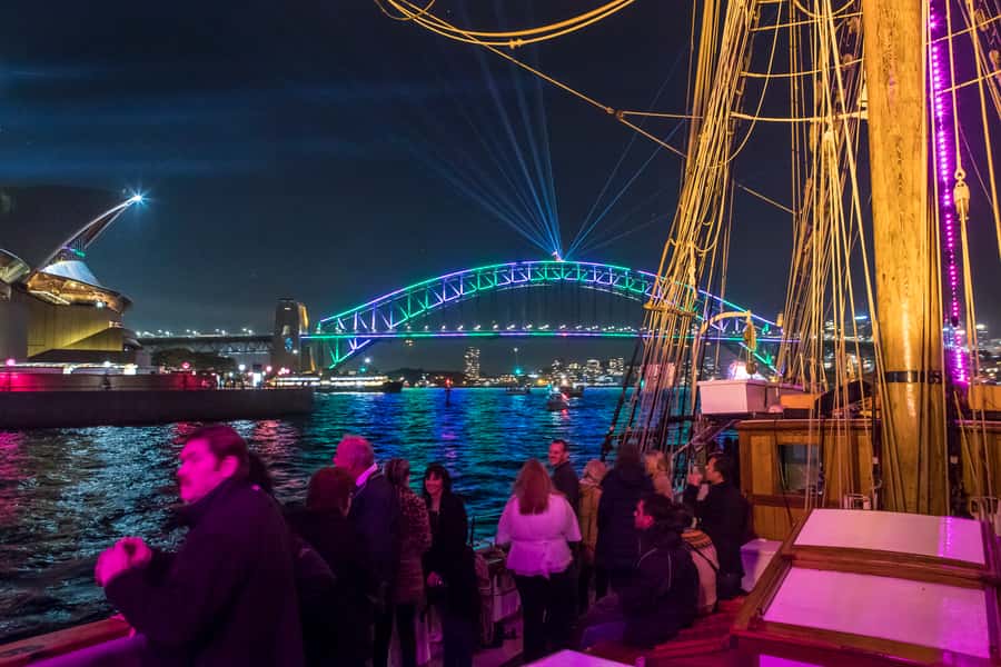 Sydney Harbour: Tall Ship Vivid Dinner Cruise - Soren Larsen vs Southern Swan, Choosing Your Style of Ship