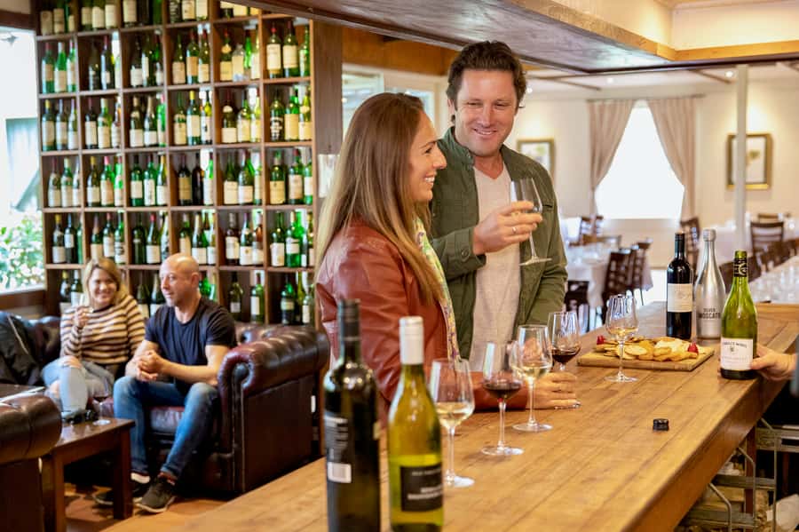 Sydney: Hunter Valley Wineries Day Trip with Food Tastings - Key things that make this day trip work