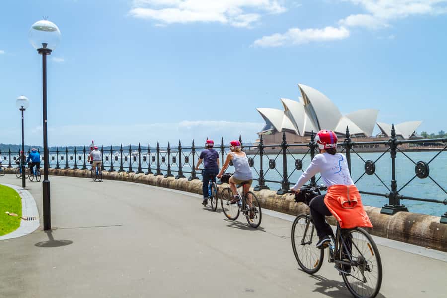 Sydney: Iconic Sights 4-Hour Bike Tour - Where it starts: The Rocks, right by the Visitors Centre