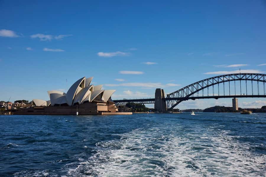 Sydney: Morning or Afternoon Harbour Sightseeing Cruise - Live skipper commentary: the fastest way to learn Sydney