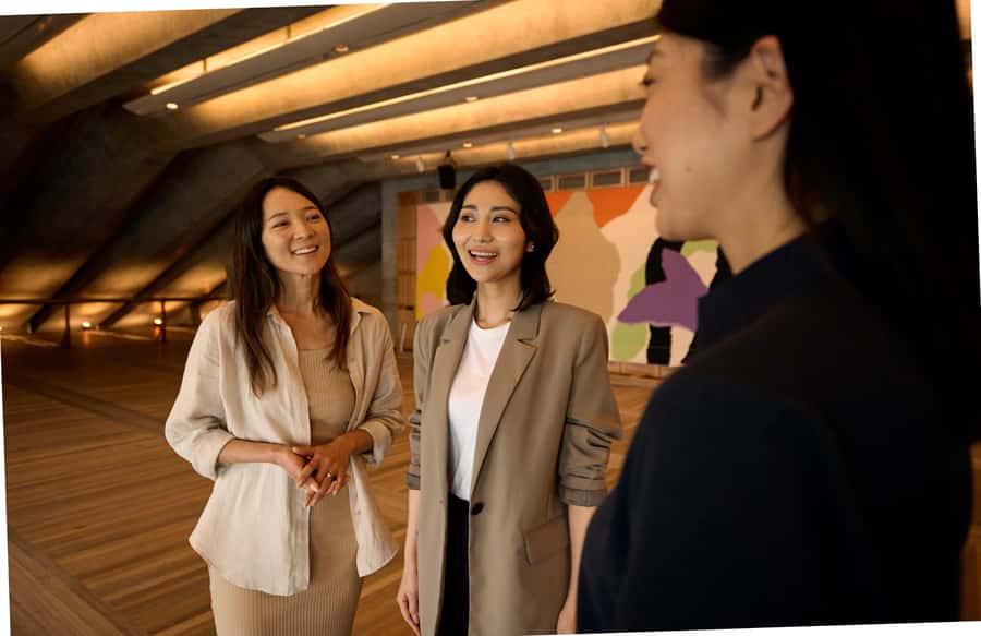 Sydney: Opera House Guided Tour In Your Language - Who should book this Opera House tour (and who should skip it)