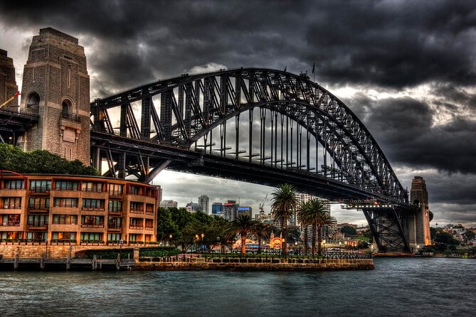 Sydney Opera House Tour & Dine Experience - Language options: tours are not in English