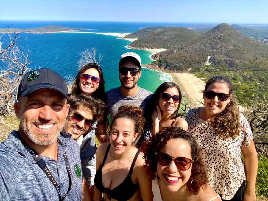 Sydney: Port Stephens Day Trip with Dolphin Cruise or Hike - Guide quality and what it means for your day