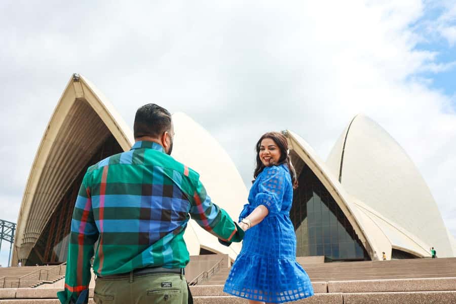 Sydney: Private Photoshoot outside the Opera House - Why this Opera House photoshoot is so effective