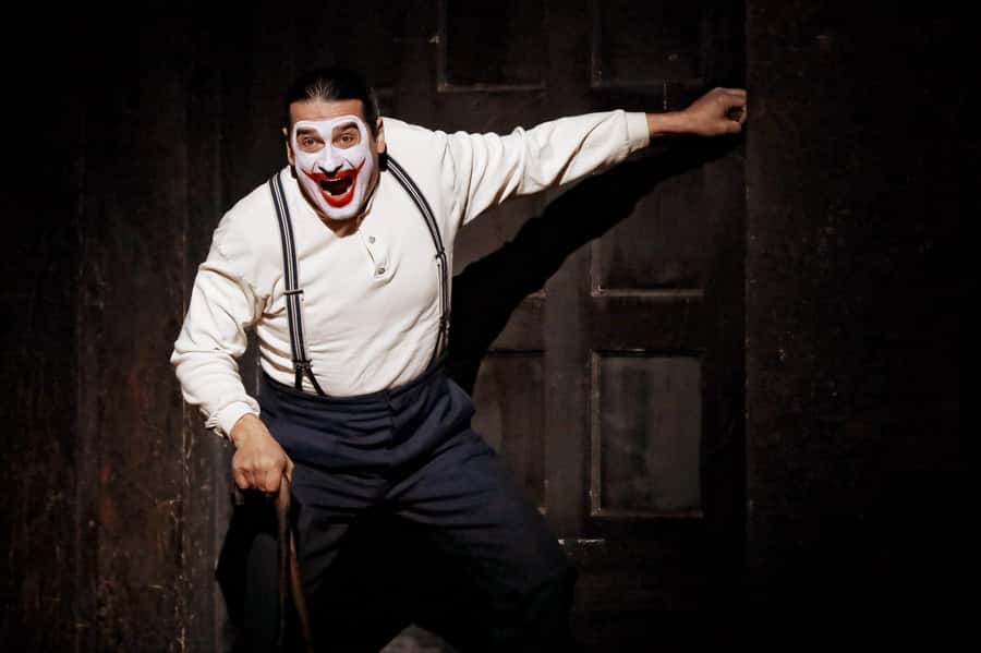 Sydney: Rigoletto at the Sydney Opera House - Getting to Joan Sutherland Theatre Without Stress