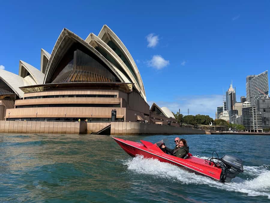 Sydney: Self-drive Boating Adventure - Getting Started: Briefing, Life Vest, Ponchos, and Boat Basics