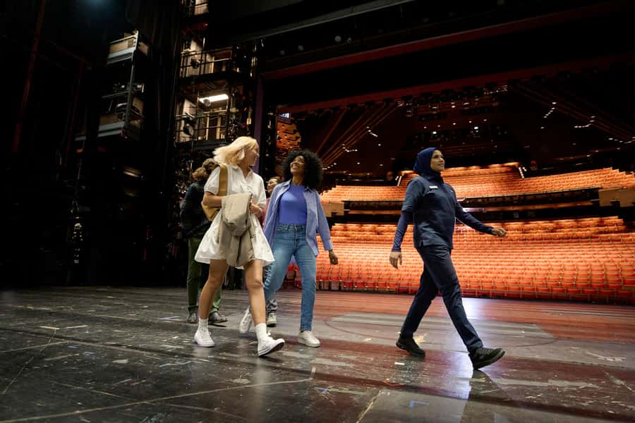 Sydney: Sydney Opera House VIP Backstage Tour and Breakfast - The Green Room breakfast: a staff-and-performer moment
