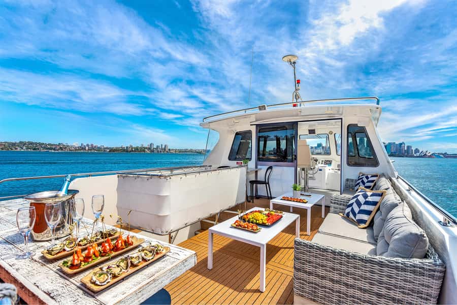 Sydney: Vivid Harbour Cruise with Canapes - Practical packing and comfort checklist