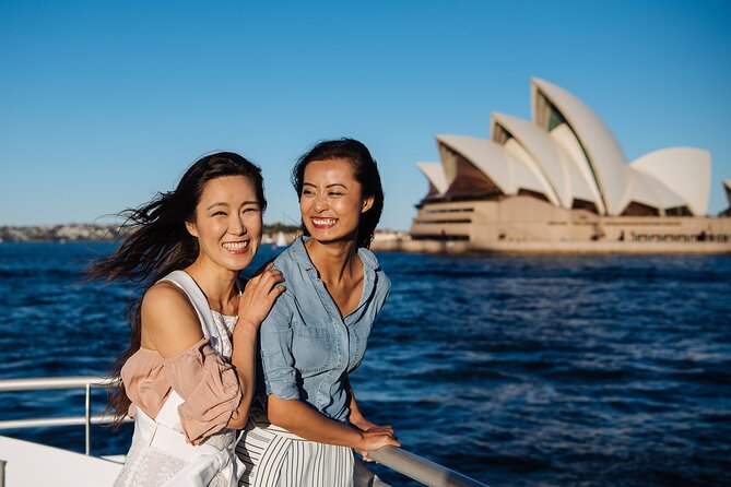 Taronga Zoo Entry & Return Ferry - Sydney Harbour - Keeper Talks, Seal Theatre, and the Free-Flight Bird Show