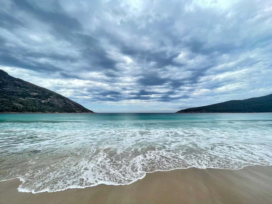 Tasmania: 7-Day West to East Tour - A West-to-East Route That Keeps Tasmania Moving