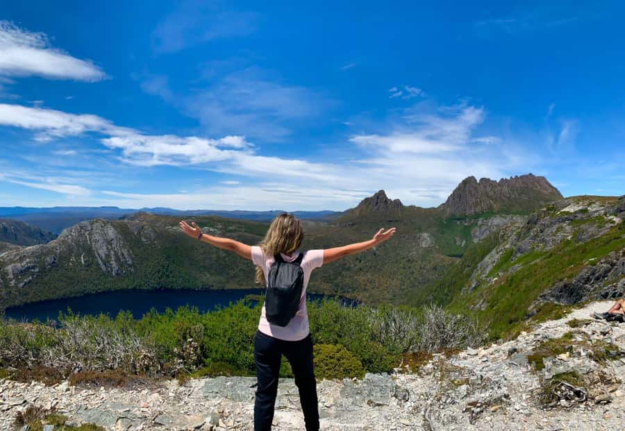 Tasmania: Wilderness and Wildlife Guided 6-Day Tour - Small-group Tasmania by coach, with pickup that actually helps
