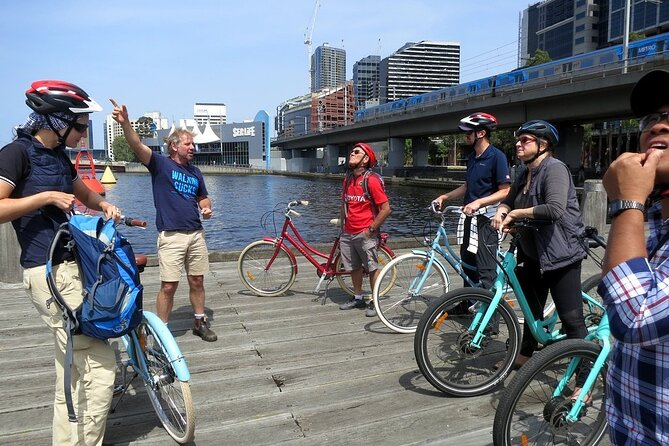 The Best of Melbourne Bike Tour - Southbank to the Shrine: where the stories begin