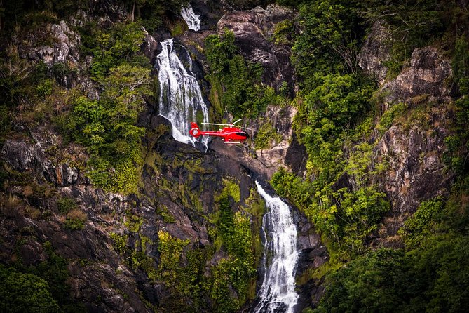 Ultimate Great Barrier Reef and Rainforest 45-minute Helicopter Tour - The pre-flight rhythm at Nautilus Aviation